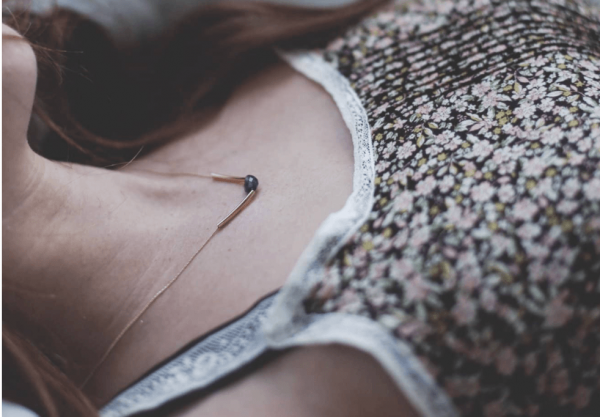 Collar Annie de Fauna y Flora con minerales