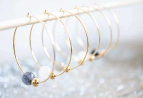 pendientes-de-aro-minerales-melancolia-fauna-y-flora Pendientes de aro con minerales Melancolía de Fauna y Flora joyas