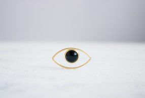 Fauna_y_Flora_Collar_Ojo_Horus-2 Collar ojo de Horus con piedra de ónix natural o jade blanco de Fauna y Flora joyería inspirada en la naturaleza