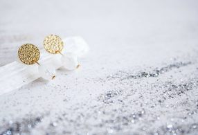 Fauna_y_Flora_Pendientes_Venus-piedra-luna Pendientes Venus de Piedra Luna de Fauna y Flora joyería inspirada en la naturaleza