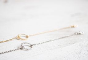 Fauna_y_Flora_Pulsera_Cosmos-5 Collar en forma de círculo que simboliza el Cosmos de Fauna y Flora joyería inspirada en la naturaleza