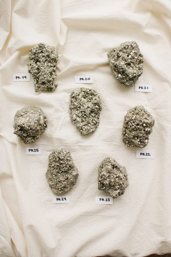 Piritas mineral brillo propiedades