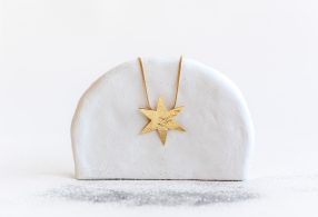 Colgante estrella dorada Lumière Fauna y Flora Colgante estrella dorada Lumière Fauna y Flora