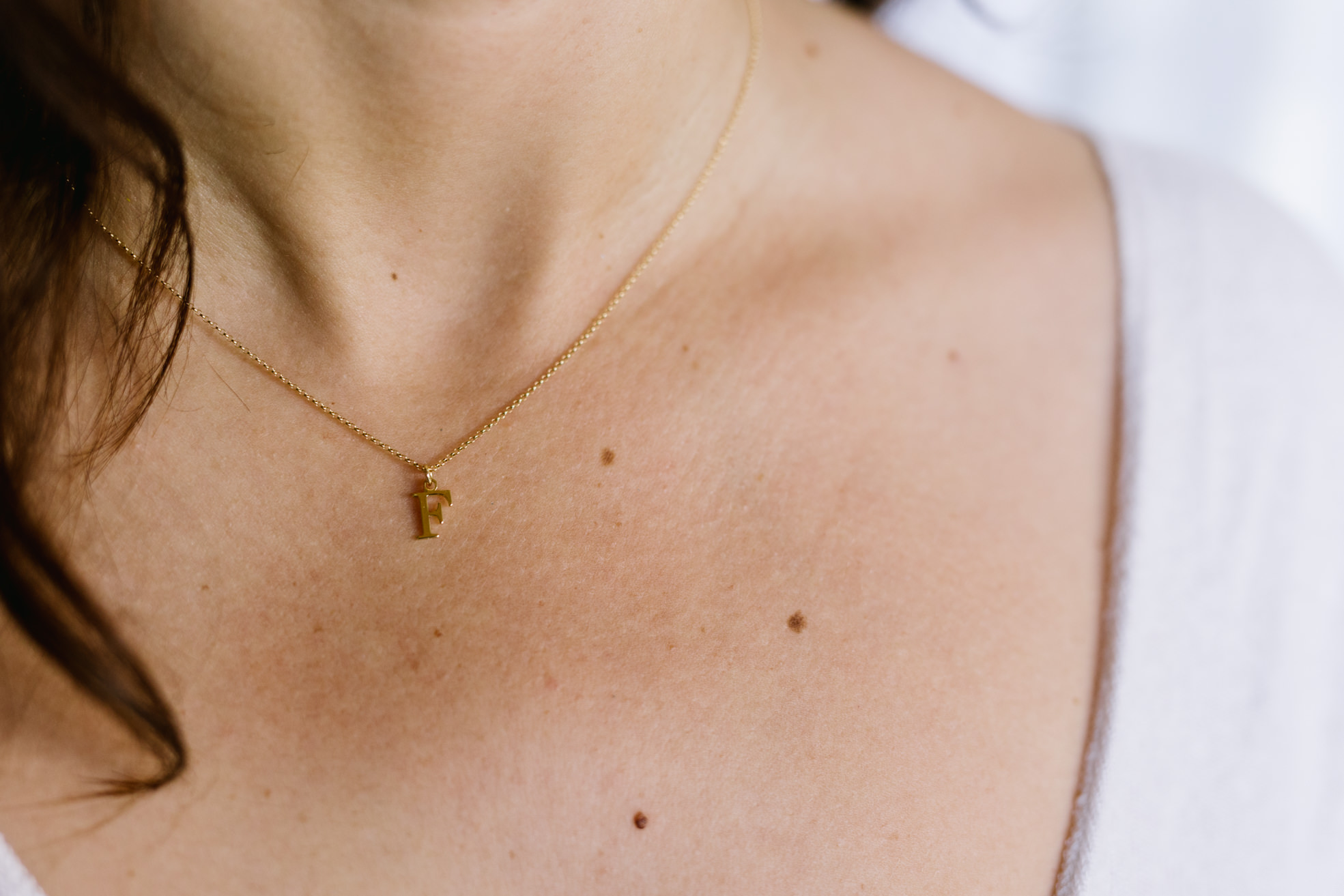 Colgante con letra personalizado iniciales Fauna y Flora