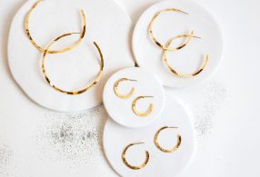 Pendientes aro dorados grandes y pequeños Fauna y Flora Andromeda Pendientes aro dorados grandes y pequeños Fauna y Flora Andromeda