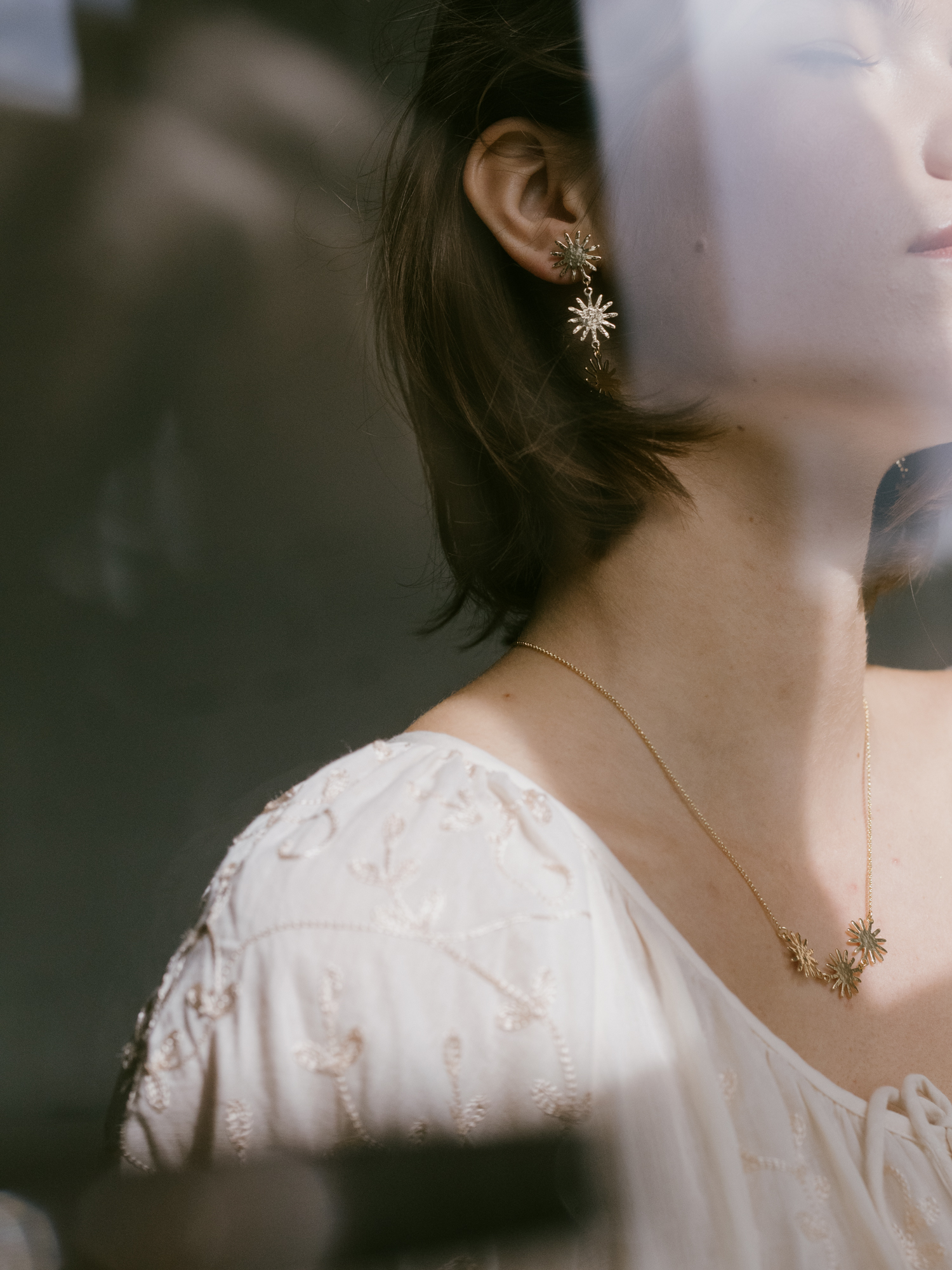 Collar y pendientes largos soles dorados Amanecer y Alba de Fauna y Flora