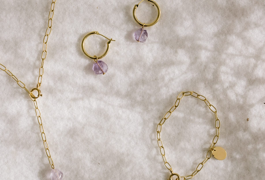 Conjunto joyas Amatista collar y pulsera Hilma pendientes Waldorf de Fauna y Flora